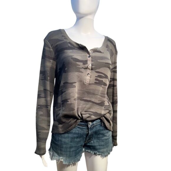Splendid Forever Thermal Camo Long Sleeve Henley - Picture 1 of 9